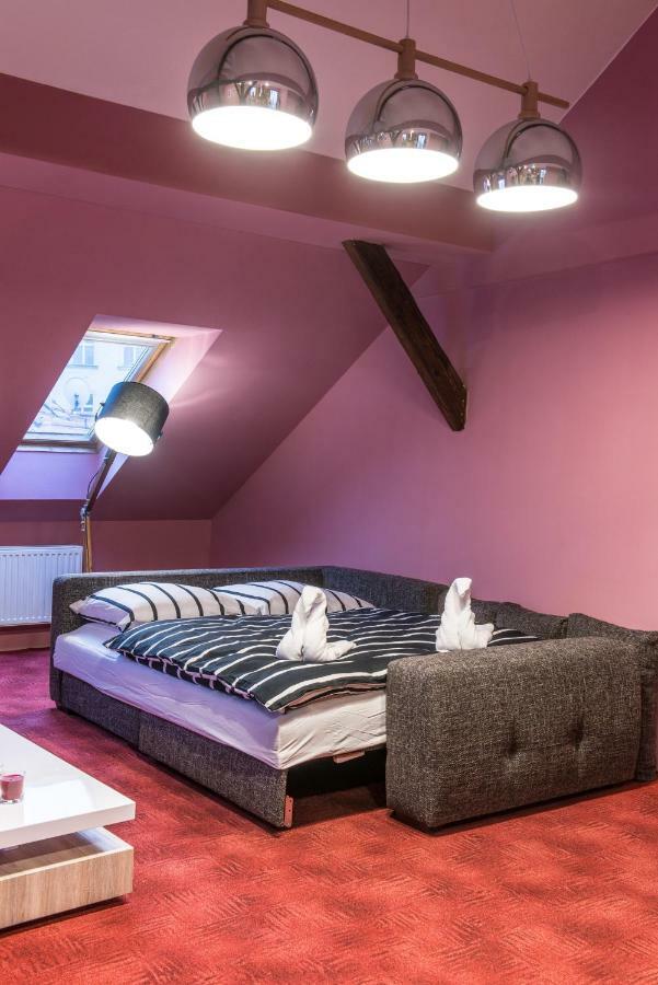 Apartment Spacious And Quiet Attic Flat In Centre *